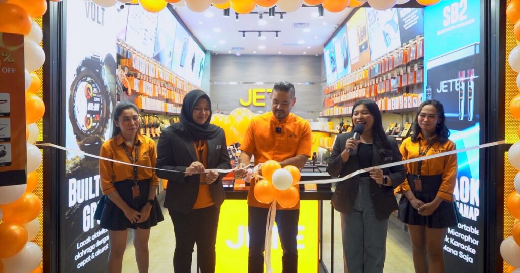 Opening JETE Official Store Ciputra World Surabaya