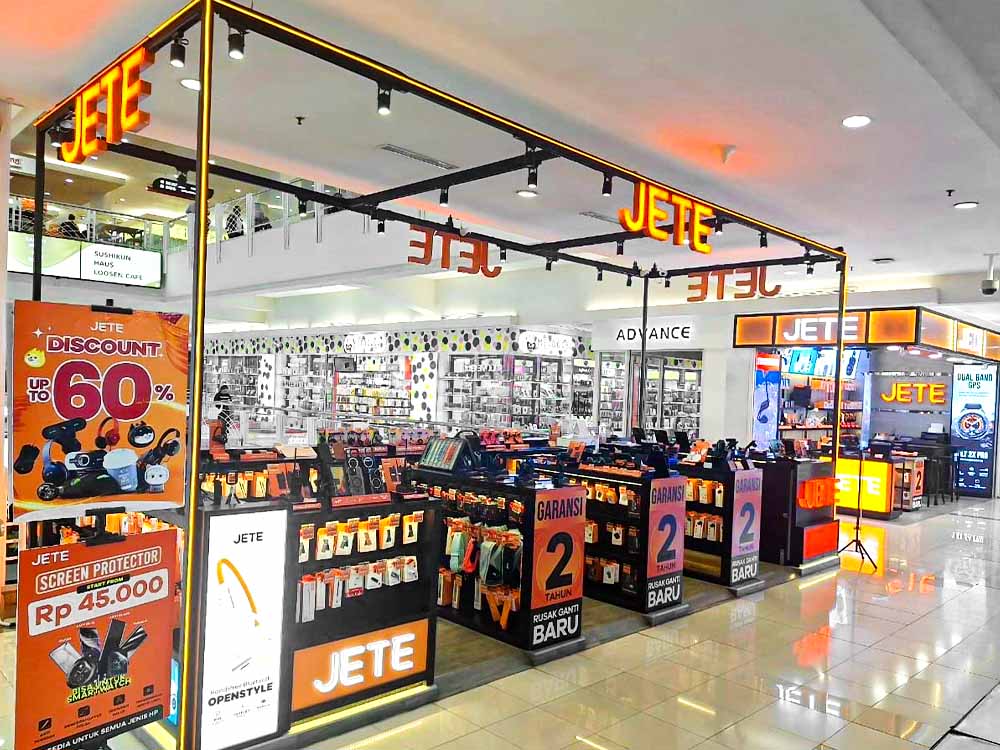 NEW STORE JETE Royal Plaza 2