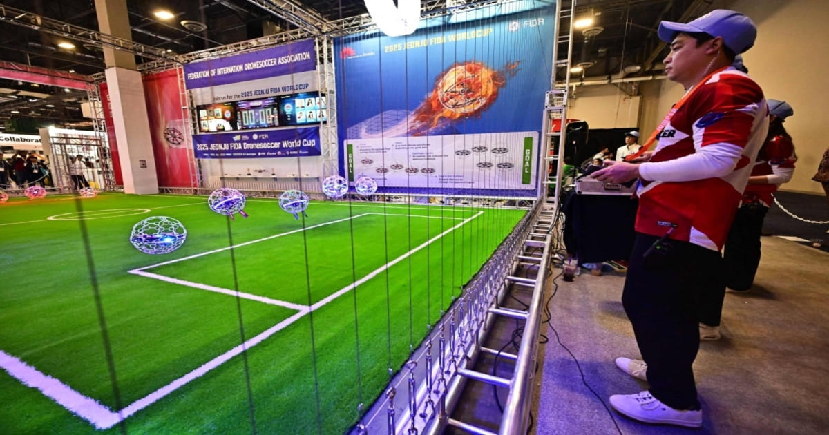 Perbedaan Drone Racing vs Drone Soccer, Mana Lebih Seru: Drone Soccer
