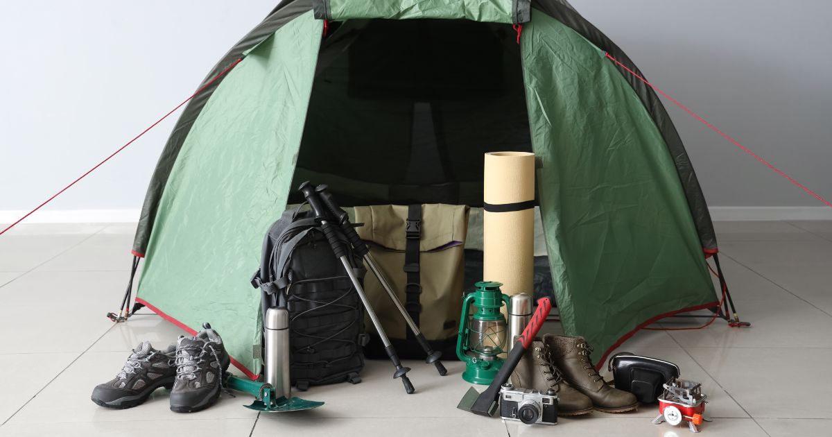 Barang Wajib Saat Camping