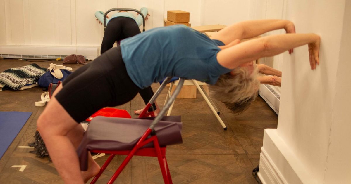 Jenis Yoga - Iyengar Yoga
